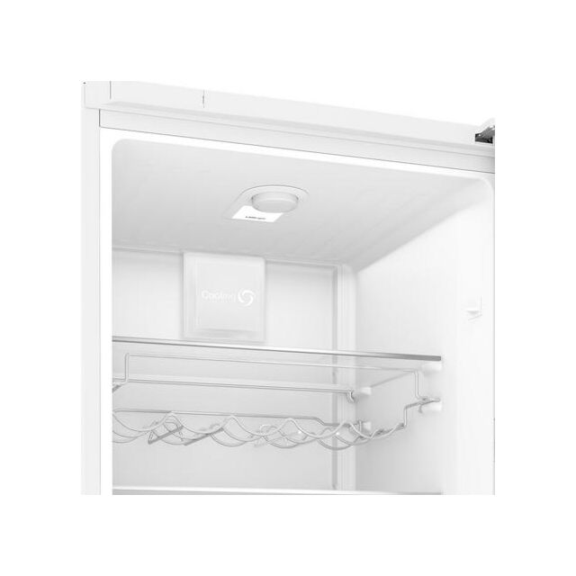 Blomberg SSM4671P Upright Tall White Larder Fridge