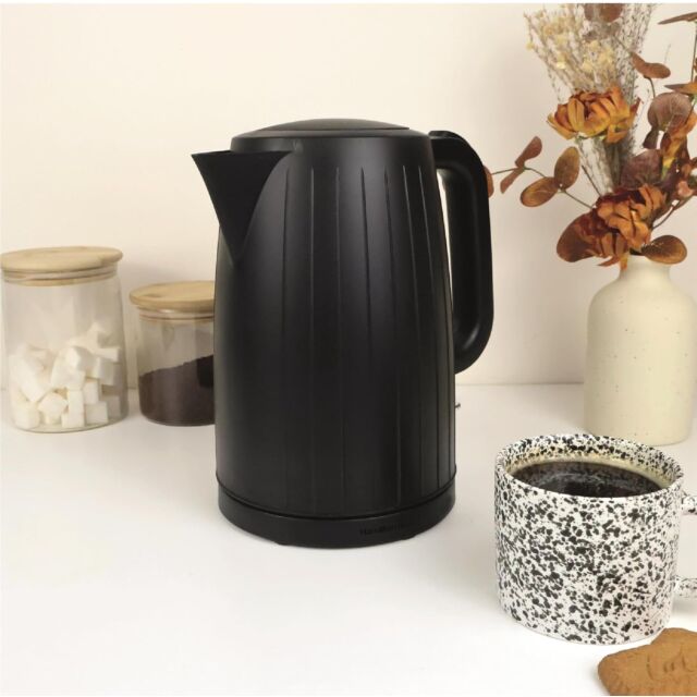 Hamilton Beach HBK8522B 3Kw 1.7 Litres Stealth Matte Black Kettle