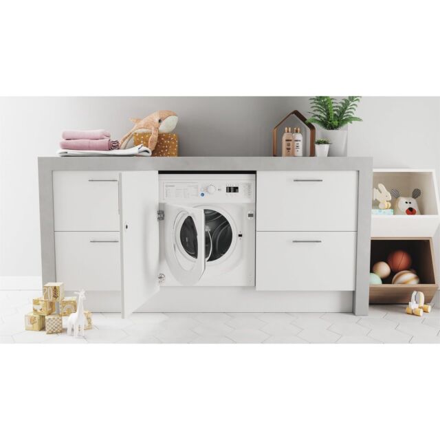 Indesit BIWMIL91485UK Integrated 9Kg 1400 Washing Machine
