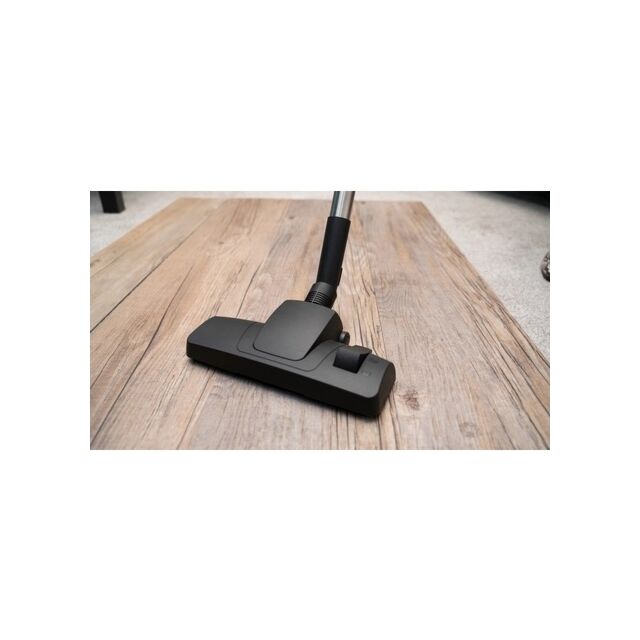 Numatic 912061 Henry Xl Plus Red Cylinder Vacuum Cleaner