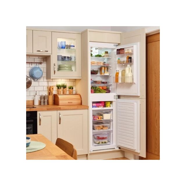 Sensis RFCMBI015450EW Integrated 50/50 Frost Free Fridge Freezer